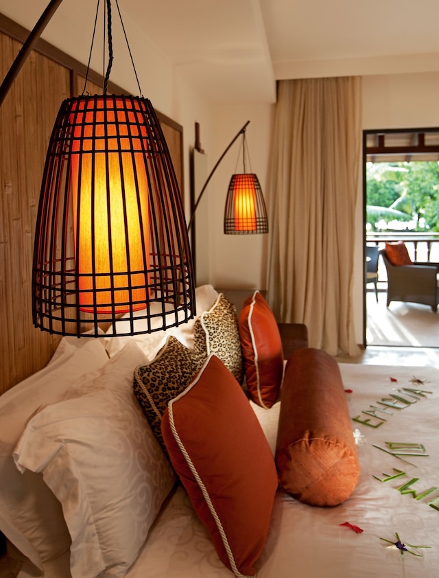 コンスタンス エフェリア