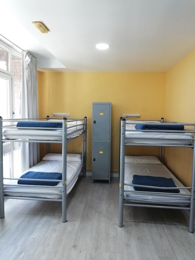 アルベルグイン ユース ホステル