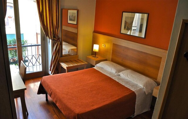 ホテル ドーバー