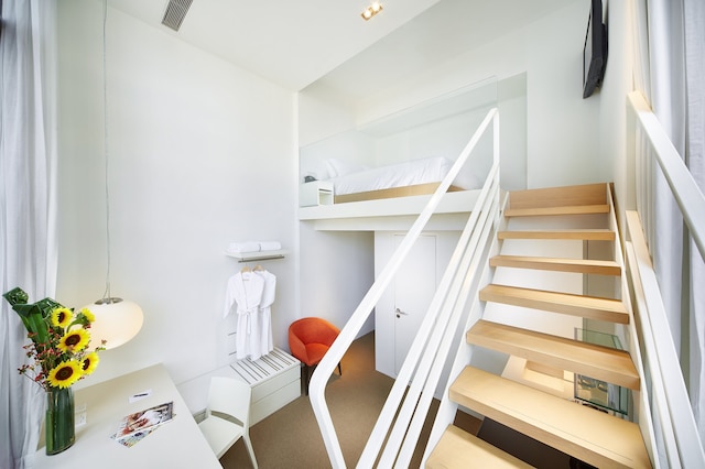 スタジオ エム ホテル