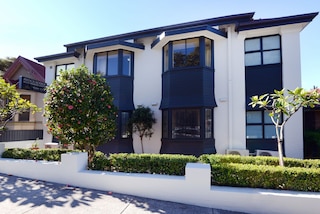 アボカ ランドウィック バイ シドニー ロッジズ