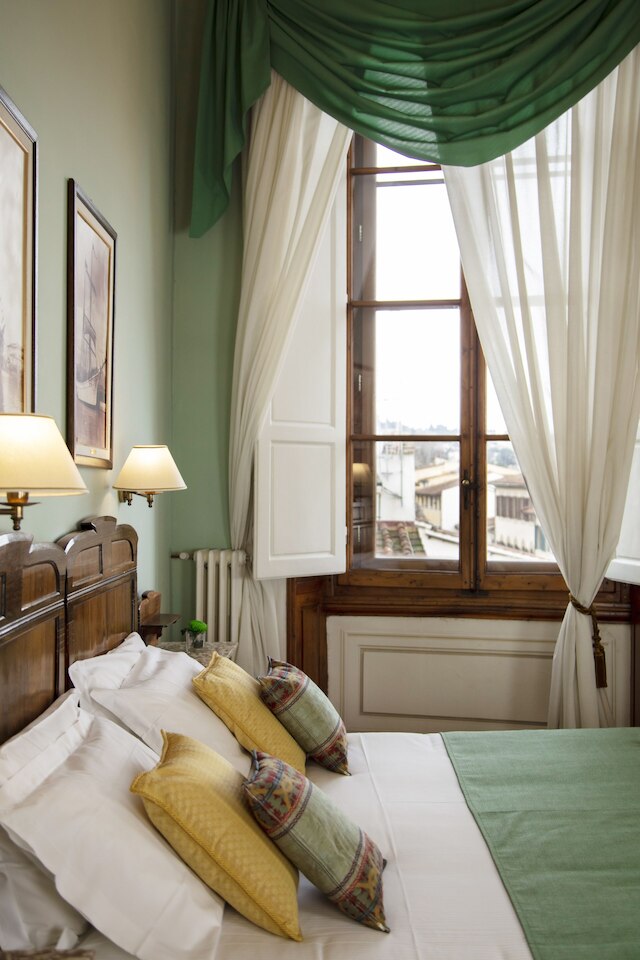 ホテル パラッツォ グアダーニ