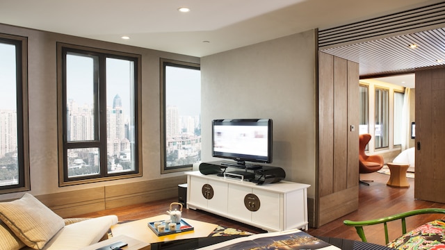 ホテル インディゴ 上海 オン ザ バンド by IHG (上海外灘英迪格酒店)