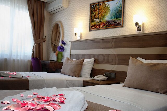 センボル ホテル