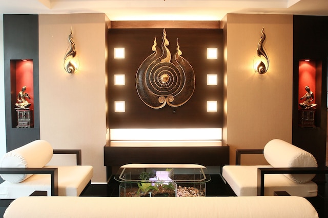 マース サトーン ホテル