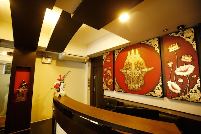 マース サトーン ホテル