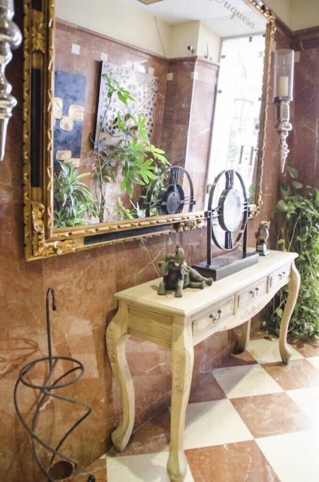 ホテル デュケーサ