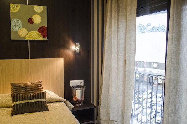 ホテル デュケーサ