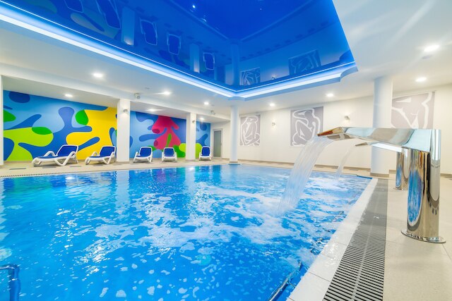 ホテル ニュー スカンポル