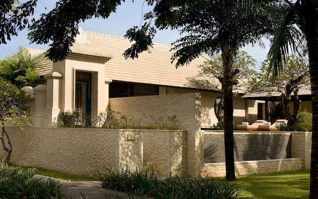 ザ・ロイヤル・サントリアン