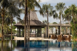 ザ・ロイヤル・サントリアン