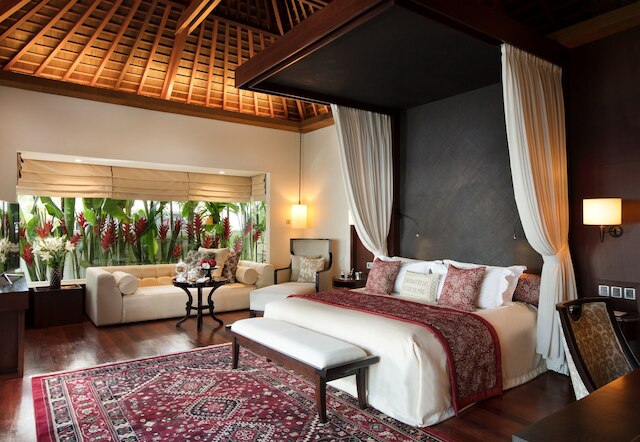 ザ・ロイヤル・サントリアン