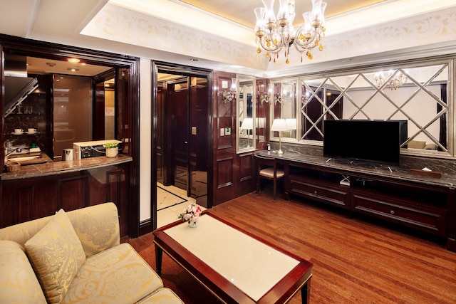 江南アールヌーボー シティ