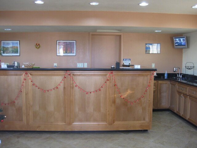 ユニバーシティ イン