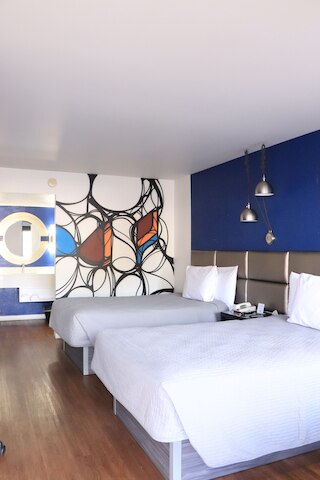 ユニバーシティ イン