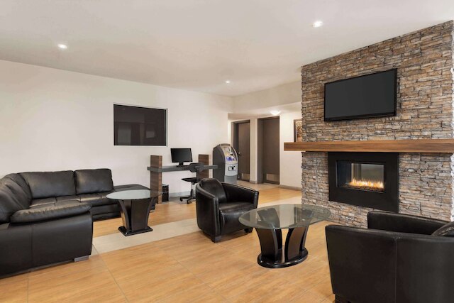 デイズ イン バイ ウィンダム モントリオール イースト