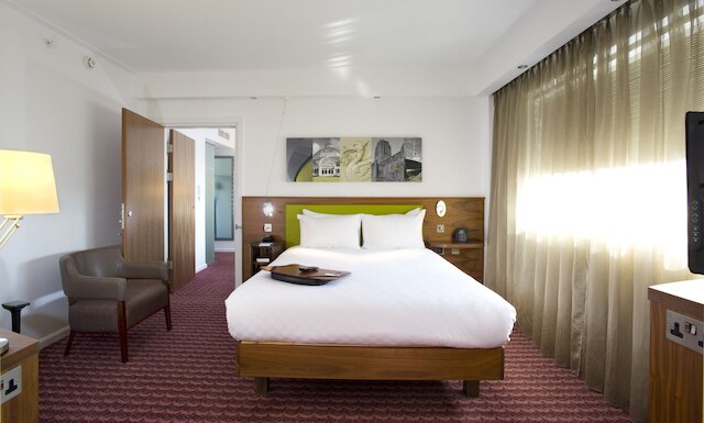 ハンプトン バイ ヒルトン リバプール シティ センター