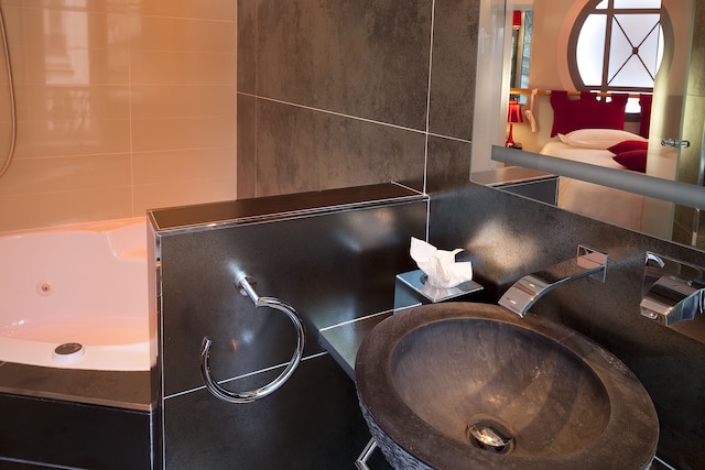 シクレ ドゥ パリ - ホテル & スパ