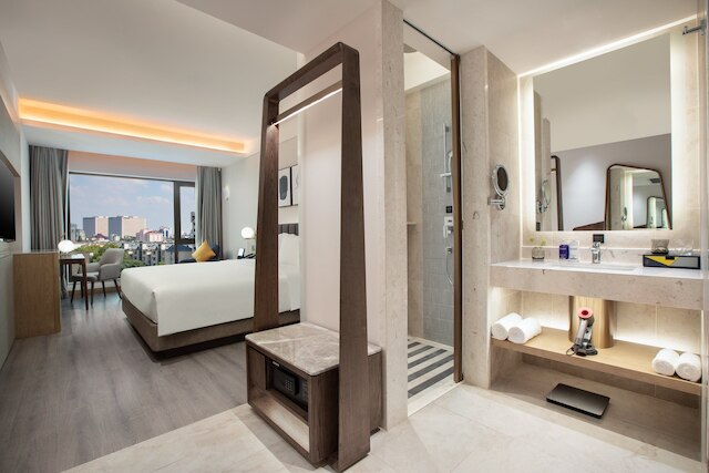 VOCO 南京オリエンタルパール by IHG (南京東方珍珠 voco 酒店)