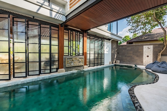 ザ アカシャ スミニャック バリ ラグジュアリー ヴィラズ