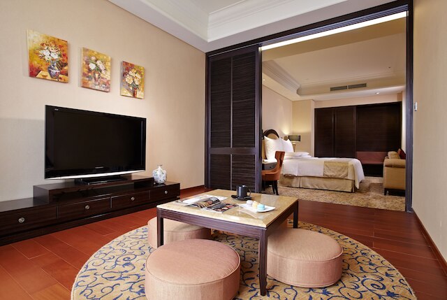 イー ダ ロイヤル ホテル (義大皇家酒店)