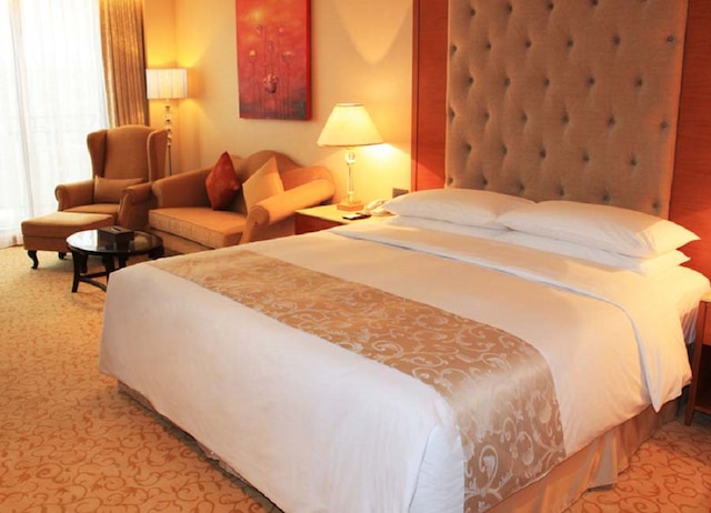 イー ダ ロイヤル ホテル (義大皇家酒店)