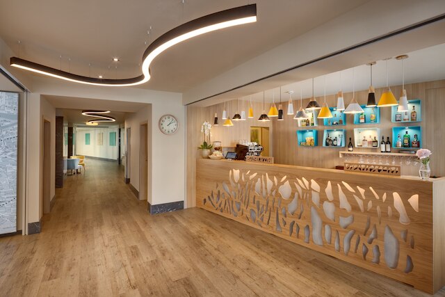 ホテル クレメント