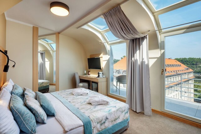 ホテル クレメント