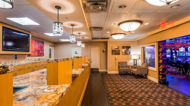 ベストウェスタン プラス カジノ ロイヤル - ストリップ センター