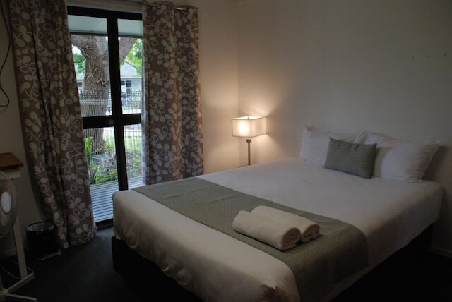 VR オークランドエアポート