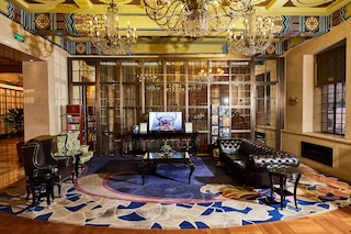 ジンジャン メトロポロ ホテル クラシック YMCA (錦江都城経典青年会経典酒店)