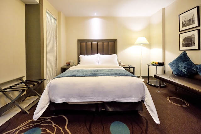 ジンジャン メトロポロ ホテル クラシック YMCA (錦江都城経典青年会経典酒店)