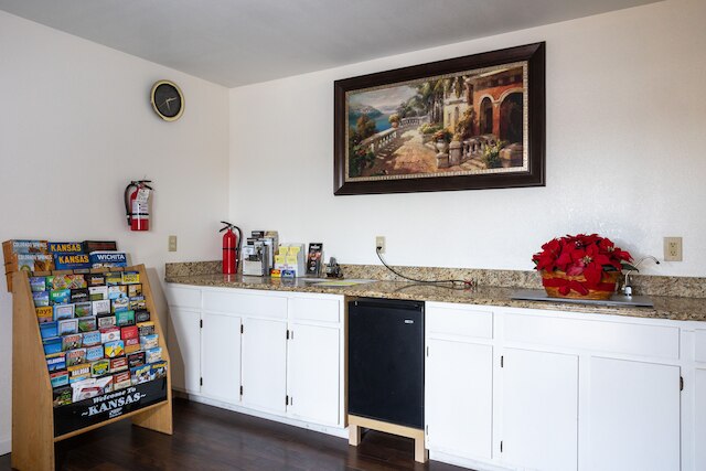 ネンデルズ イン & スイーツ