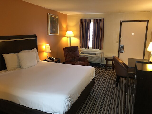 ネンデルズ イン & スイーツ