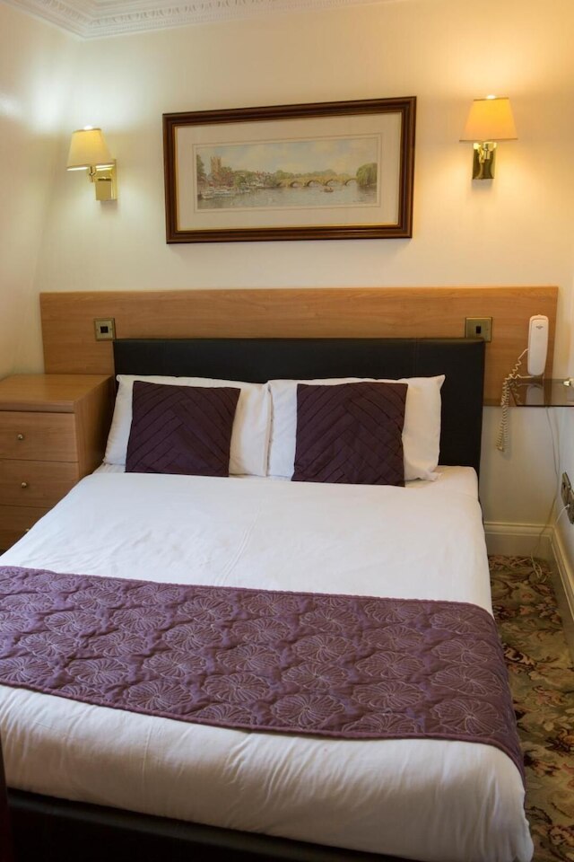 アスペン アパートメンツ