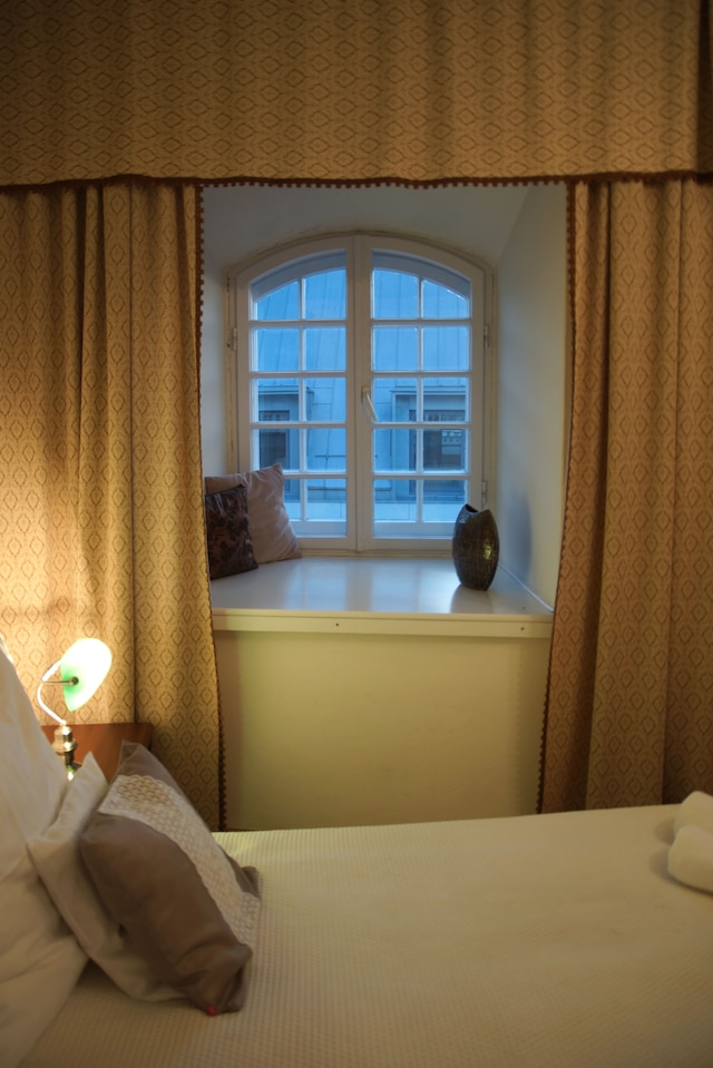 ドム リテラチュリ  ポコジェ ゴスシンナ