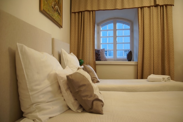 ドム リテラチュリ  ポコジェ ゴスシンナ