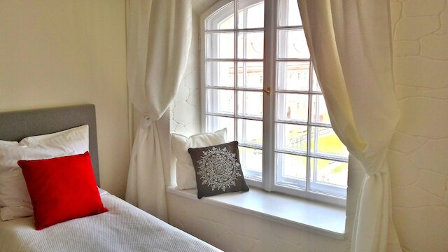 ドム リテラチュリ  ポコジェ ゴスシンナ