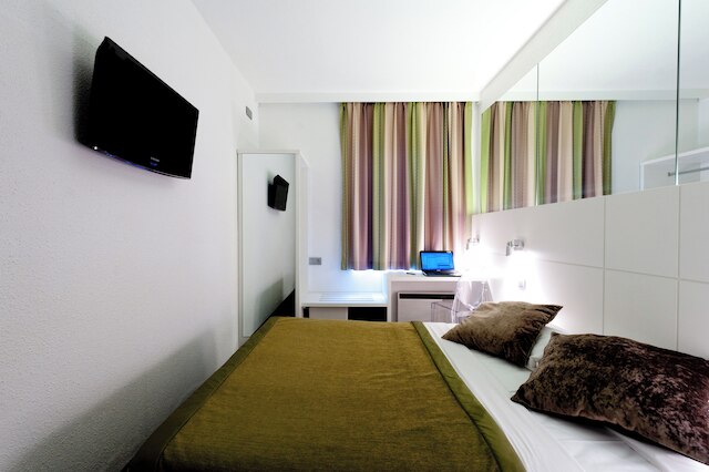 ホテル エキスポ