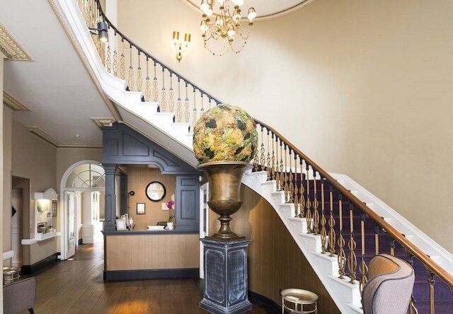 ハーバー  ホテル  チチェスター