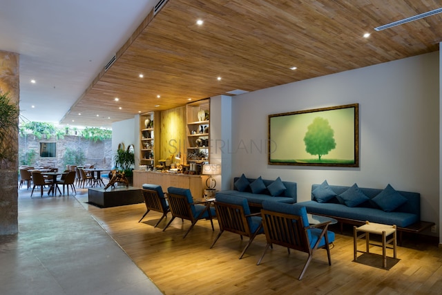 シルバーランド イェン ホテル