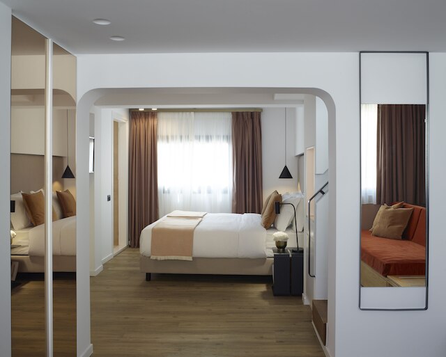 ザ マーブラス アテネ