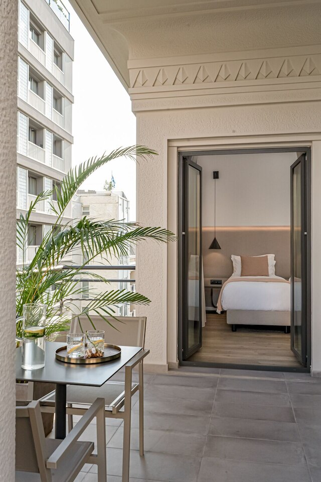 ザ マーブラス アテネ