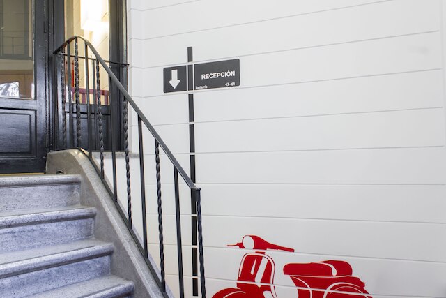 ラスタリア ホテル & アパート