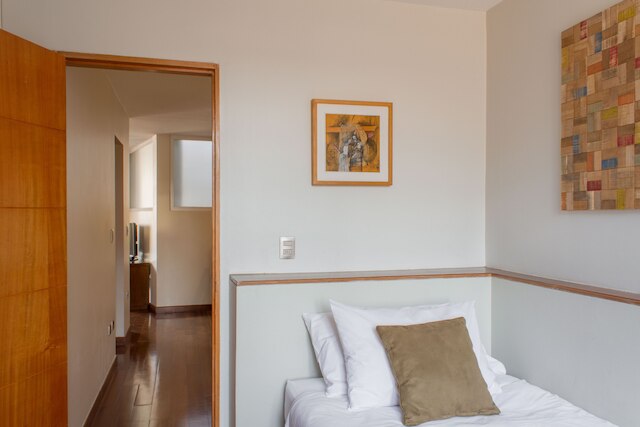 ラスタリア ホテル & アパート