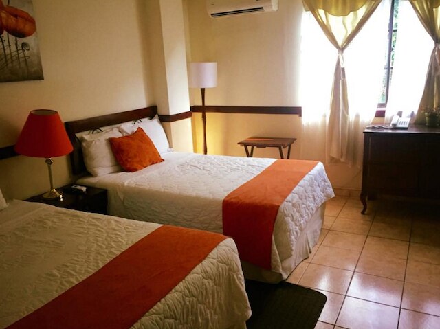 ホテル アリカンテ サン サルバドル