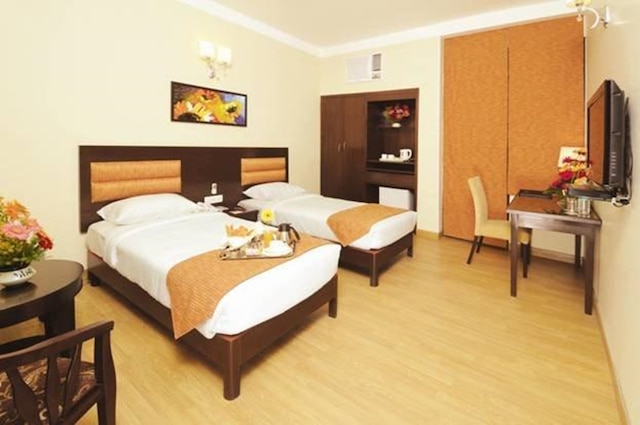 クラークス イン カイラシュ コロニー