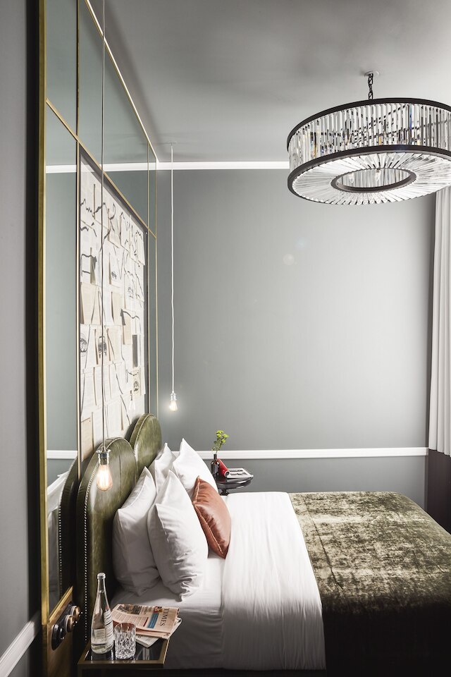 サー・サヴィニーホテル、シルクルコレクションの一部