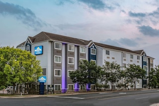 マイクロテル イン & スイーツ バイ ウィンダム オースティン エアポート