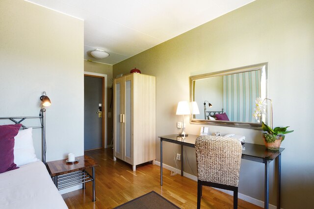 マウデズ ホテル エンスケデストックホルム